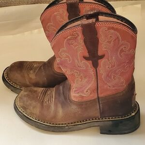 ARIAT FATBABY 7B. LEATHER WESTERN WOMEN BOOT.